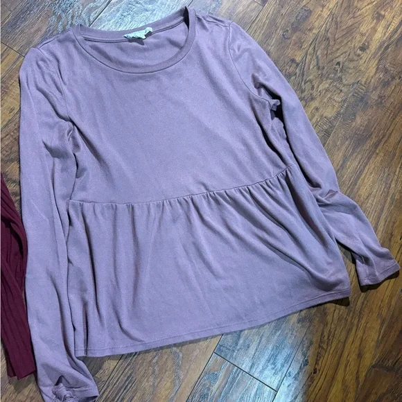 2 women’s size L long sleeve tops - Picture 5 of 5